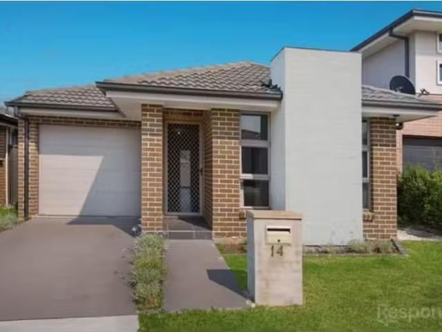 Nice 14 Colman Close, Ropes Crossing House for rent Listed by.