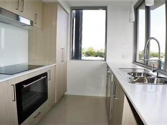 Unique 14 Bright Avenue, Labrador, QLD 4215