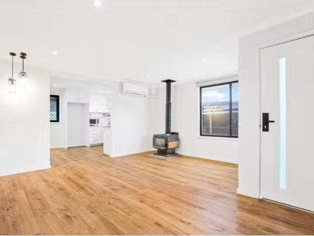New 14 Shane Street, COLYTON House for rent Listed by Chelsea.