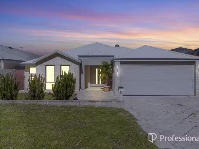 Nice 14 Susan Road, Madeley, WA 6065