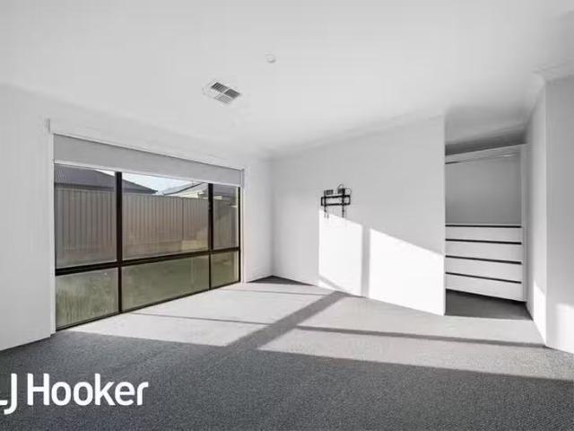 Just in! 14 Pistachio Way, Eglinton, WA 6034