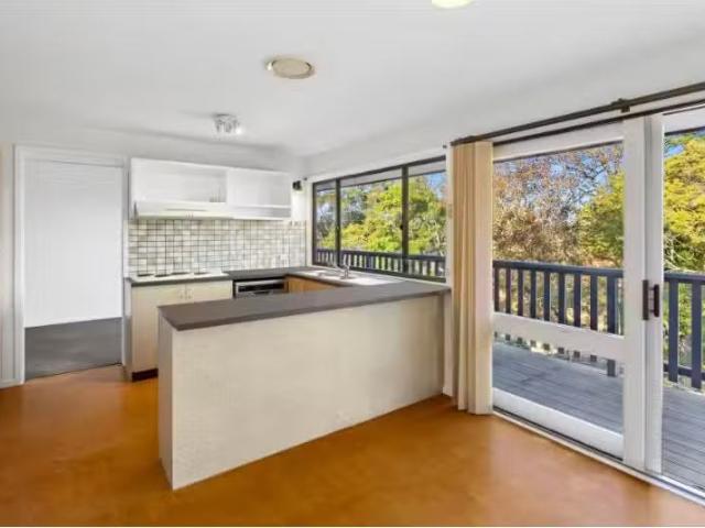 Unique 14 Townsend Avenue, Frenchs Forest House for rent List.