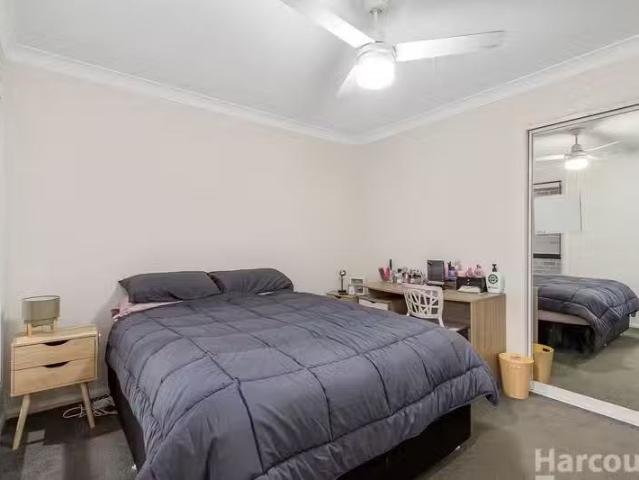 Deal! 1/4 Toorak Court, Port Macquarie, NSW 2444 Townhouse f.