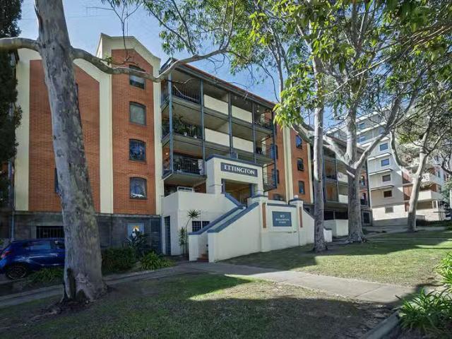 Unique 15/40 Wellington Street, East Perth, WA 6004