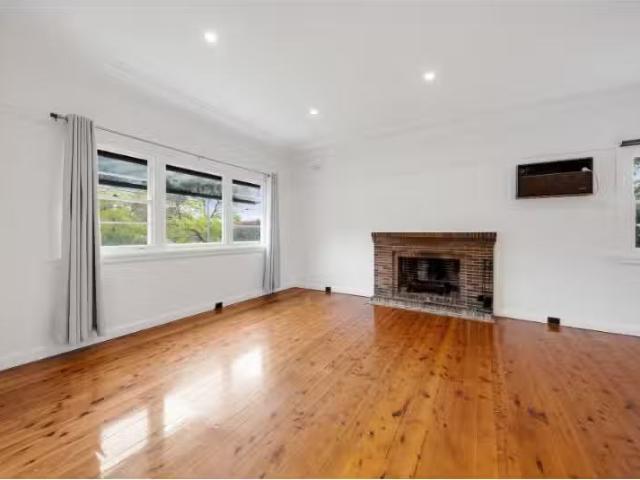 Charming 154 Norfolk Road, North Epping House for rent Listed.
