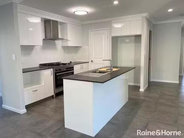 New 154 Cypress Street, Urangan, QLD 4655