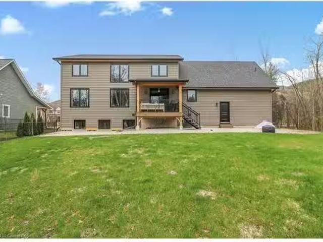 Rental! 155 Delphi Lane, The Blue Mountains, ON, N0H 2P0 hou.