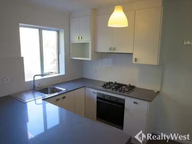 Cozy 15/939 Albany Highway, East Victoria Park, WA 6101