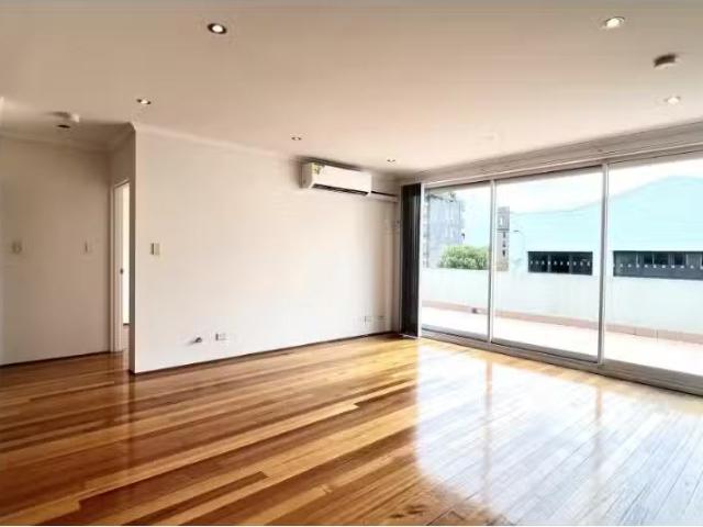 Nice 15/1 11 Brodrick Street, Camperdown Apartment for rent L.