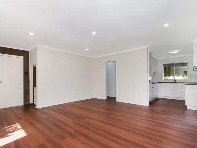 Deal! 1/525 Hovell Street, South Albury, NSW 2640