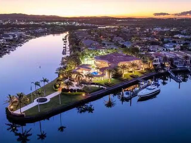 Rental! 1525 Riverdale Drive, Hope Island, QLD 4212