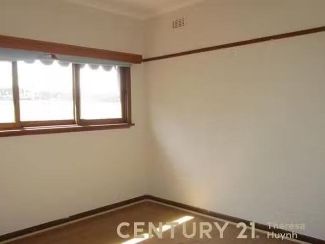 Deal! 15 Victoria Avenue, Springvale, VIC 3171