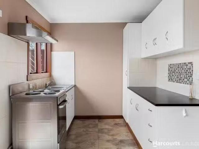 Charming 15B Hornsey Avenue, East Launceston, TAS 7250