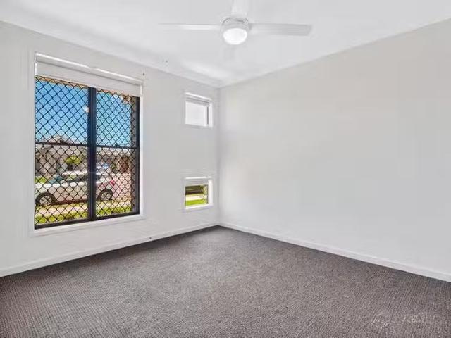 Charming 165 Brookhaven Boulevard, Bahrs Scrub, QLD 4207