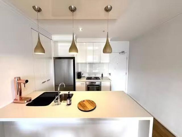 Nice 1600/63 Whiteman Street, Southbank, VIC 3006