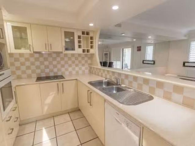 Just in! 1604/22 Glenside Drive, ROBINA, QLD 4226 Townhouse.