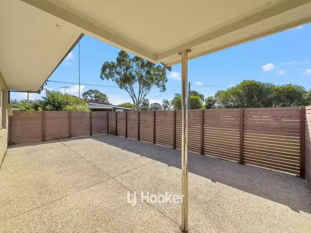 Cozy 160 Forrest Avenue, Carey Park, WA 6230