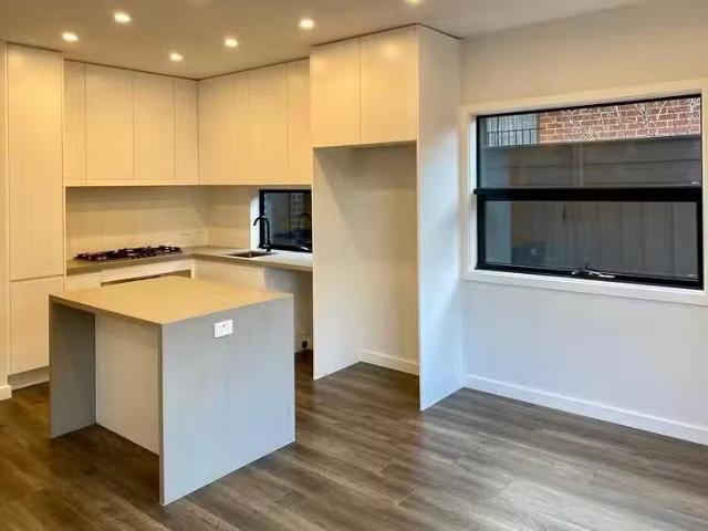 Deal! 1/60 Patrick Street, Oakleigh East, VIC 3166