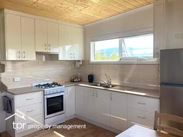 Rental! 1/60 Pottery Road, Dover, TAS 7117