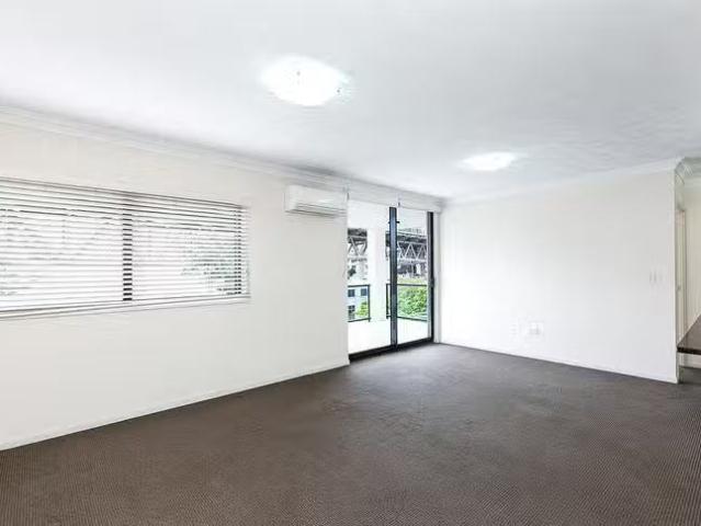 Nice 161 Main Street, Kangaroo Point, QLD 4169