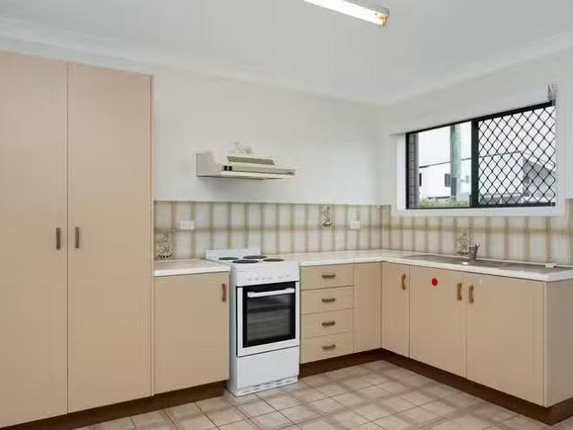 Deal! 1/61 Anne Street, Aitkenvale, QLD 4814