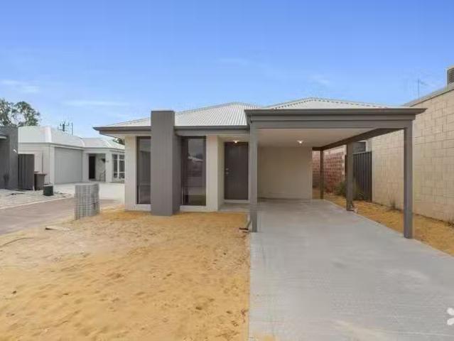 New 16/1 Balfour Road, Swan View, WA 6056