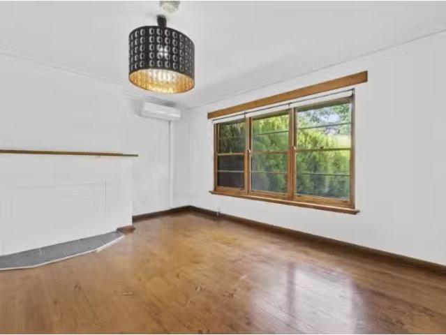Just in! 16 Amaroo Street, REID House for rent Listed by Dani.