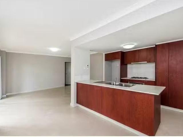 For Rent! 1/6 Antonas Road, Northbridge, WA 6003