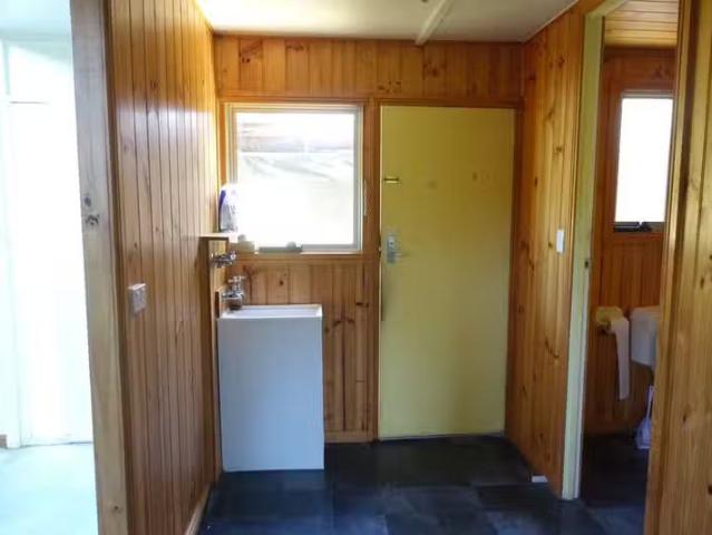 Nice 16 Grafton Street, QUEENSTOWN, TAS 7467 House for Rent