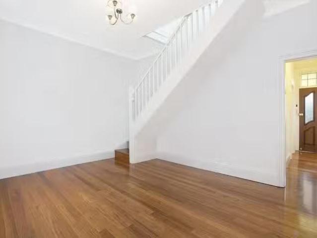Rental! 16 Forsyth Street, Glebe, NSW 2037