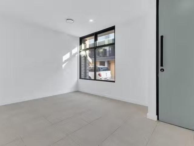 Just in! 16 Otto Avenue, Stepney, SA 5069