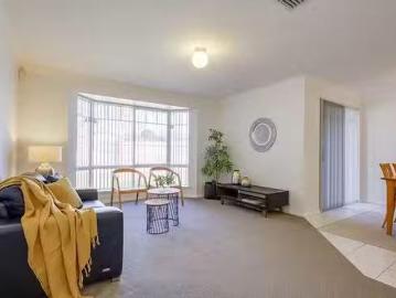 Charming 1/6 Ramsdale Street, Scarborough, WA 6019
