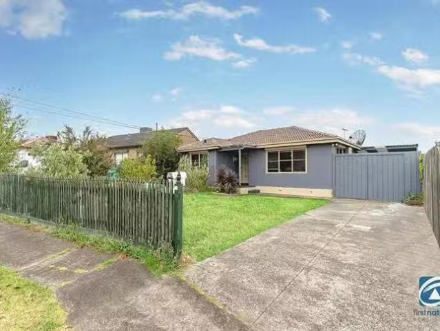 Nice 16 Warne Street, Coolaroo, VIC 3048
