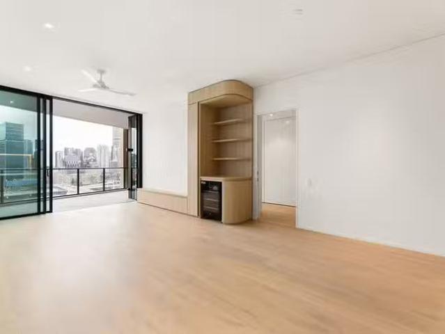 Cheap 1701/66 Hope Street, South Brisbane, QLD 4101