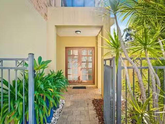 Rental! 17/151 Grindleford Drive, Stirling, WA 6021
