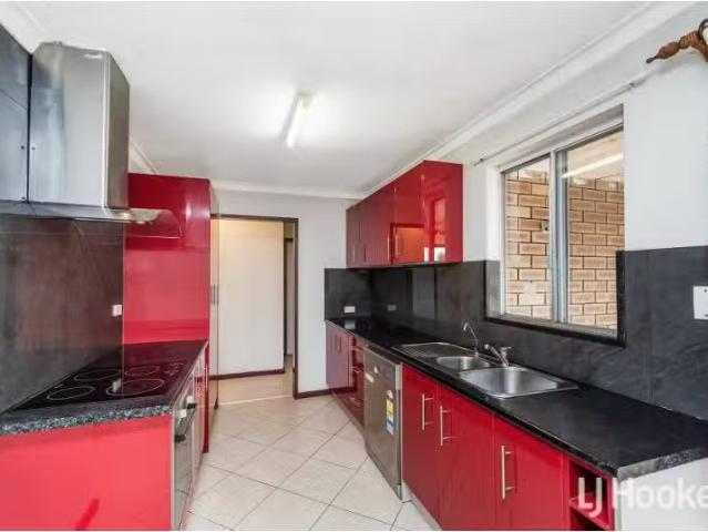 Unique 171 Albird Street, MADDINGTON House for rent Listed by.