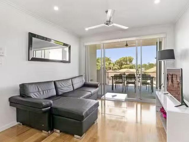Cheap 17/200 Sir Fred Schonell Drive, Saint Lucia, QLD 4067