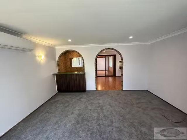 Nice 17 Cambewarra Street, Ruse, NSW 2560