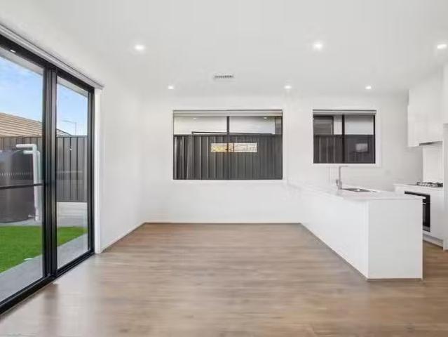 Cozy 17 Camellia Street, Para Hills West, SA 5096