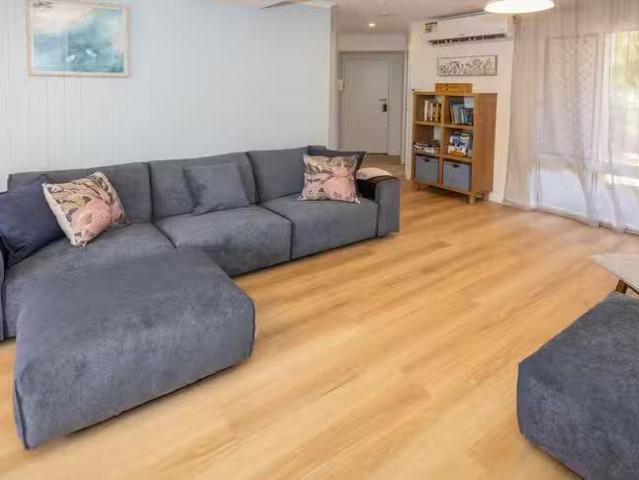 For Rent! 1/7 Clematis Court, Marcoola, QLD 4564