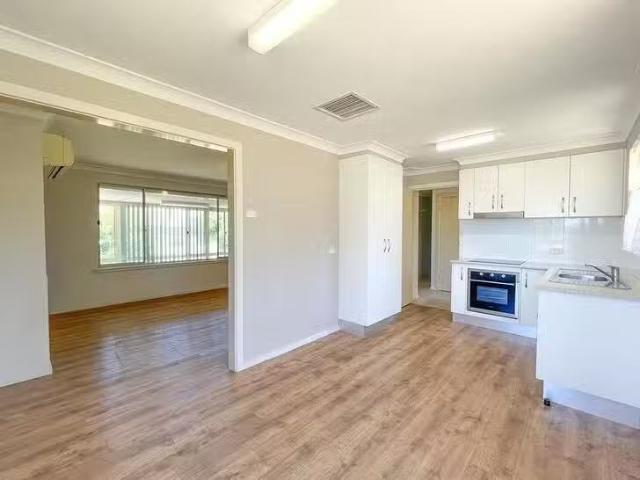 Unique 17 Belah Street, Forbes, NSW 2871