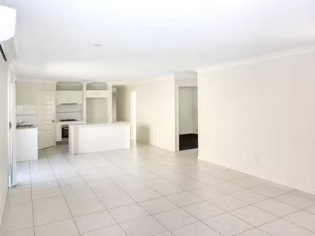 Deal! 17 Glorious Promenade, Redbank Plains, QLD 4301