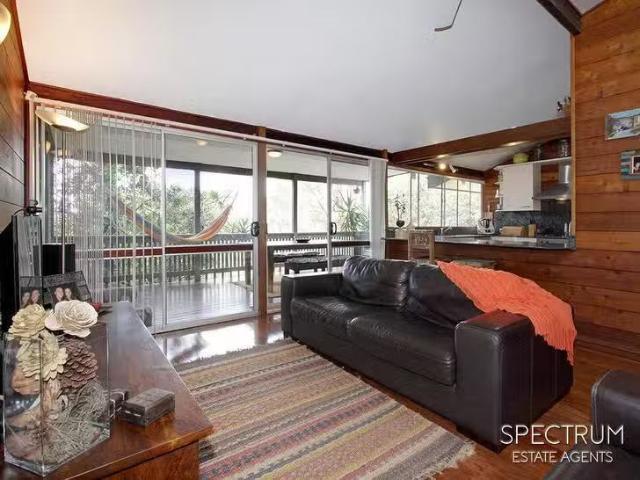 Cozy 17 Looranah Street, Jindalee, QLD 4074