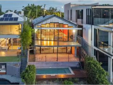 Cheap 17 Laidlaw Parade, East Brisbane House for rent Listed.