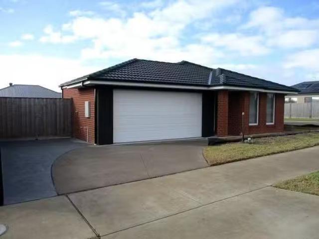Cozy 17 Nouvel Crescent, Corinella, VIC 3984