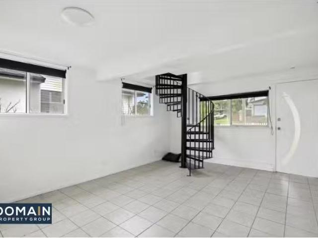 For Rent! 17 Soldiers Point Drive, Norah Head House for rent.