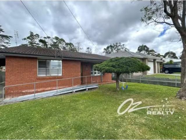 Deal! 17 Waratah Crescent, Sanctuary Point House for rent Lis.