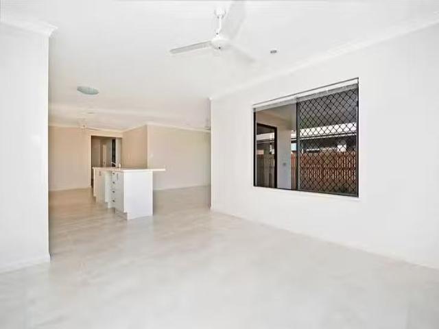Cheap 17 Whitehaven Way, Mount Low, QLD 4818