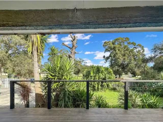 Cheap 17 Torridon Street, Nowra House for rent Listed by Jame.