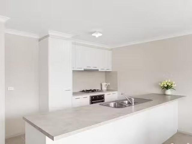 Nice 17 Village Walk, Mernda, VIC 3754
